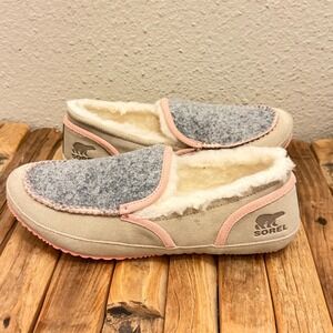 Sorel Women's Grey And Pink Cozy Slippers